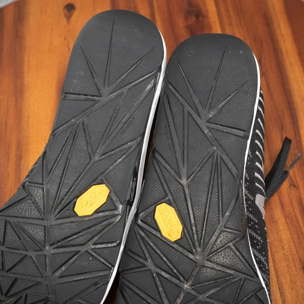 New Balance Minimus 20v7 Triple Black Athletic Barefoot Sneakers Mens 7.5 D